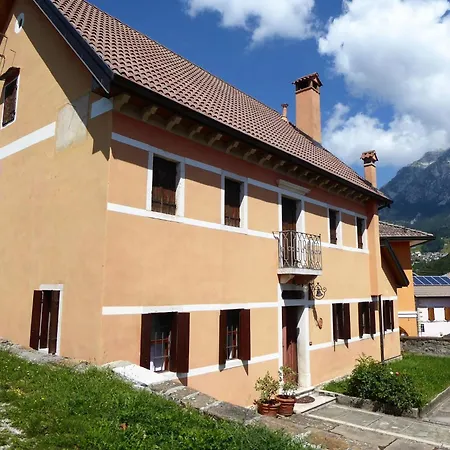 Beautiful With Garden Дом отдыха Chies d'Alpago